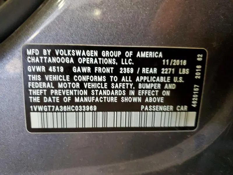 2017 VOLKSWAGEN PASSAT SE  