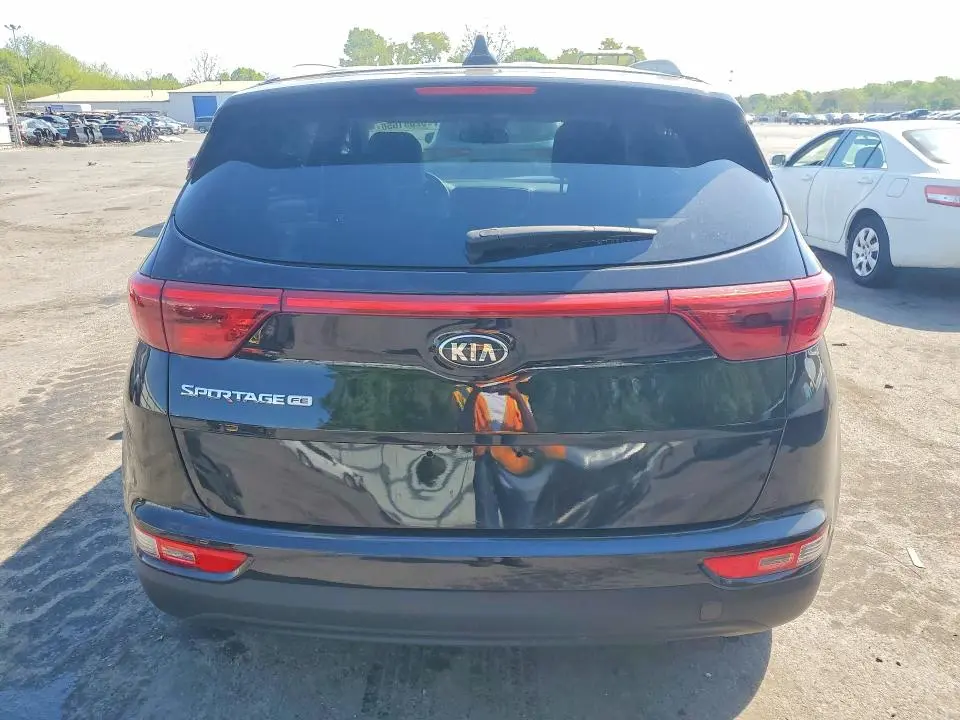 2017 KIA SPORTAGE LX  