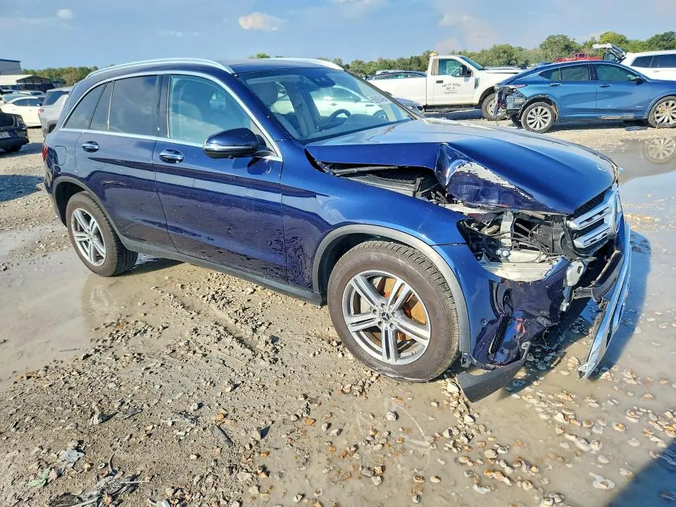 2022 MERCEDES-BENZ GLC 300 4MATIC  