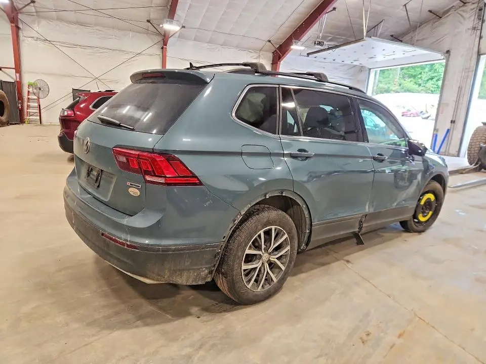 2019 VOLKSWAGEN TIGUAN SE  