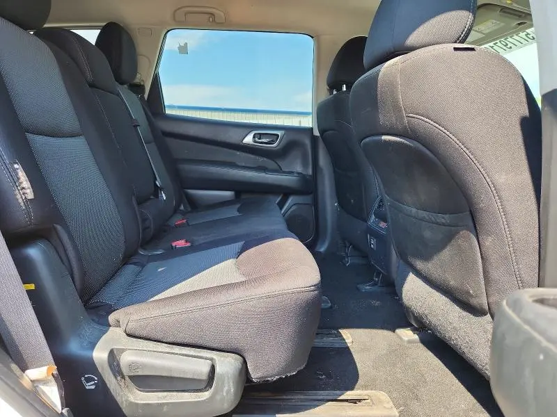 2018 NISSAN PATHFINDER S  