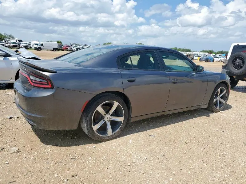 2017 DODGE CHARGER SE  