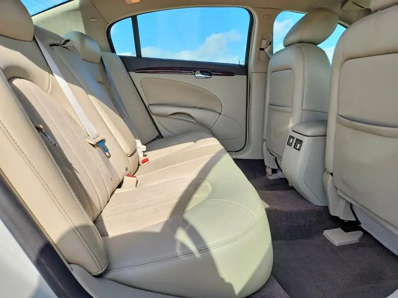 2010 BUICK LUCERNE CXL  