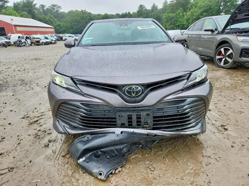 2019 TOYOTA CAMRY LE  