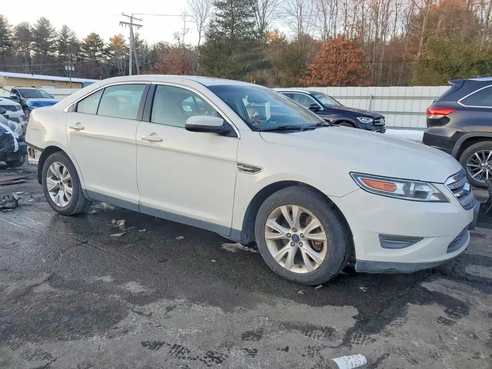 2012 FORD TAURUS SEL  