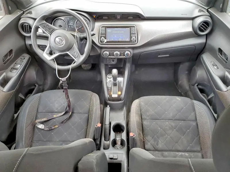 2020 NISSAN KICKS S  