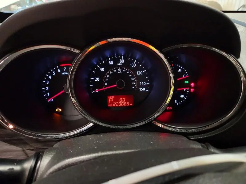 2012 KIA SORENTO LX  