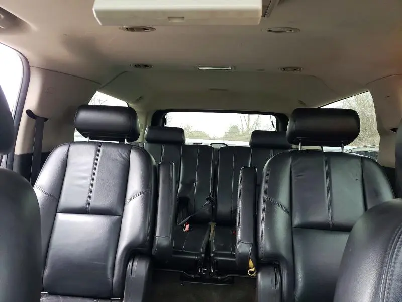 2010 CHEVROLET SUBURBAN K1500 LT  