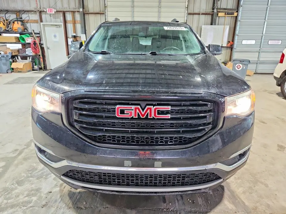 2017 GMC ACADIA SLE  