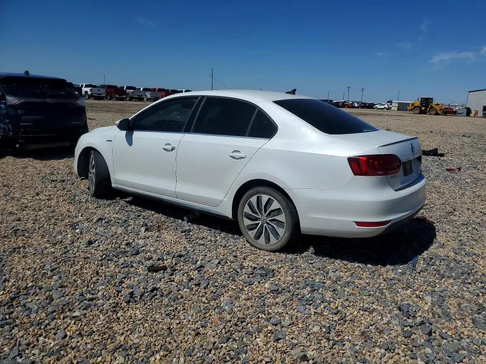 2013 VOLKSWAGEN JETTA   