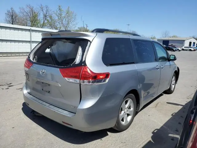 2011 TOYOTA SIENNA LE  