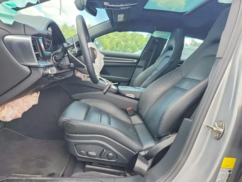 2023 PORSCHE PANAMERA BASE  