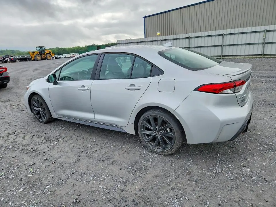 2024 TOYOTA COROLLA SE  