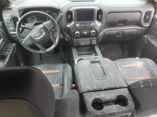 2022 GMC SIERRA K2500 AT4  