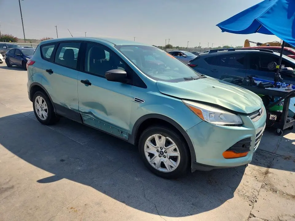 2013 FORD ESCAPE S  