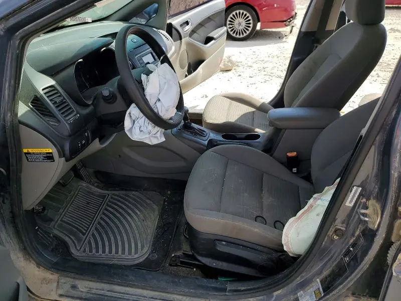 2015 KIA FORTE LX  