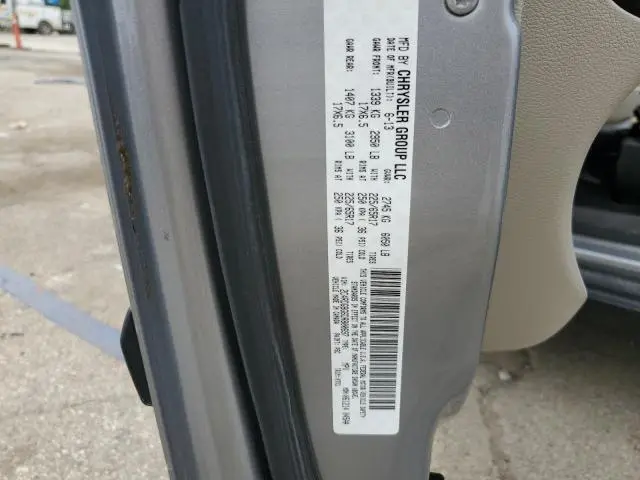 2013 DODGE GRAND CARAVAN SE  