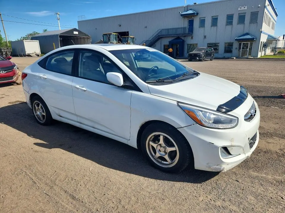2015 HYUNDAI ACCENT GLS  