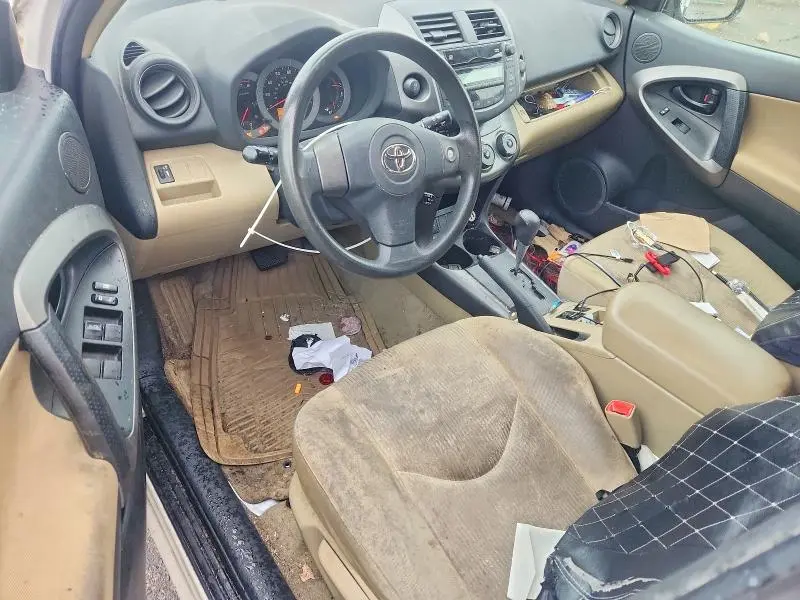 2011 TOYOTA RAV4 BASE  