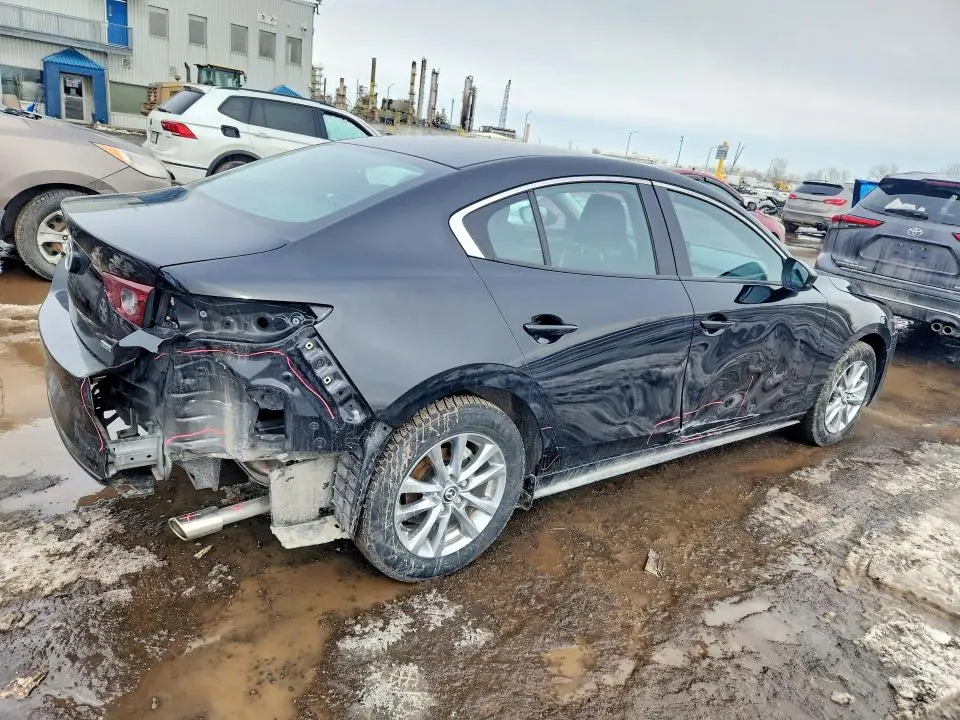 2025 MAZDA 3 PREFERRED  