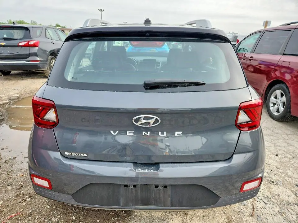 2024 HYUNDAI VENUE LIMITED  