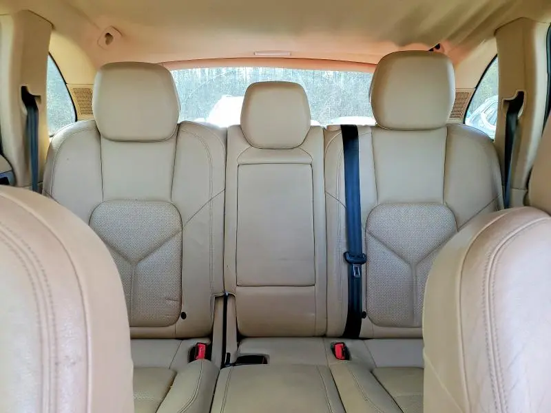 2011 PORSCHE CAYENNE   