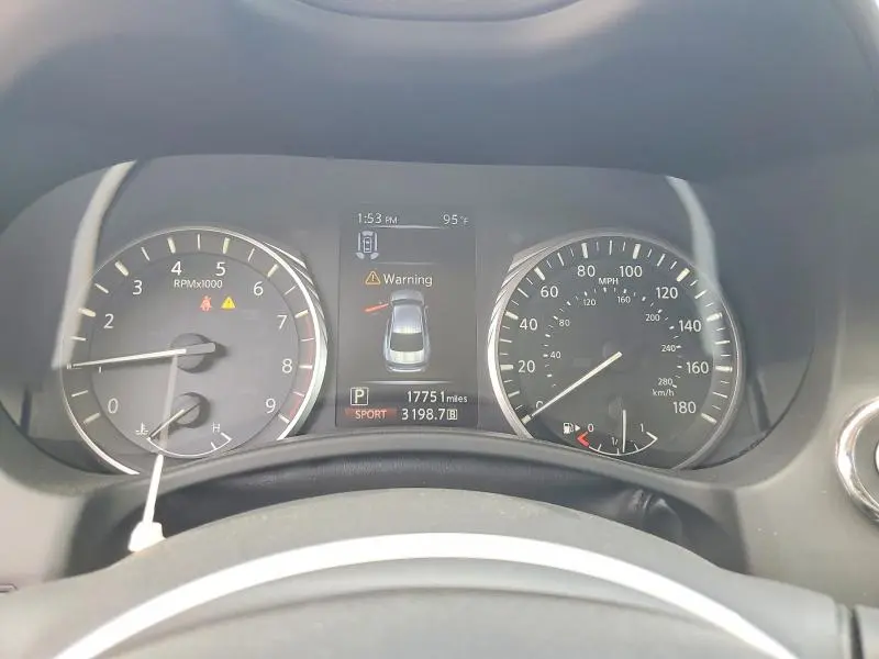 2022 INFINITI Q50 LUXE  