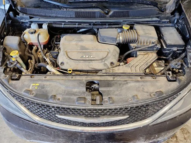 2017 CHRYSLER PACIFICA TOURING L PLUS  