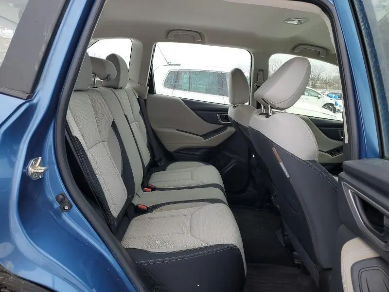 2021 SUBARU FORESTER   