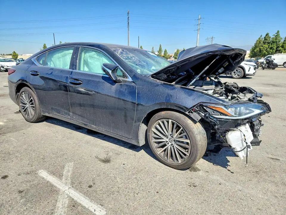 2025 LEXUS ES 300H BASE  