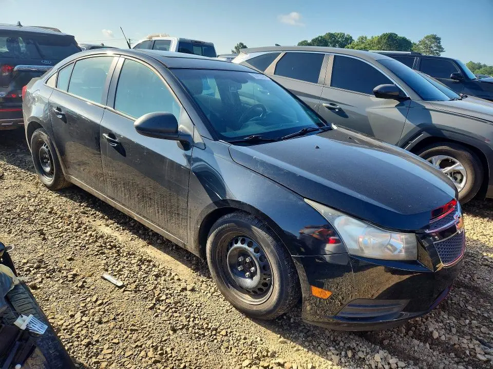 2013 CHEVROLET CRUZE LS  