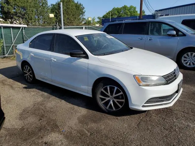 2016 VOLKSWAGEN JETTA SE  