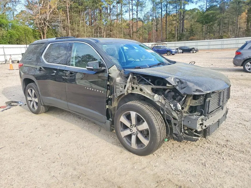 2018 CHEVROLET TRAVERSE LT  
