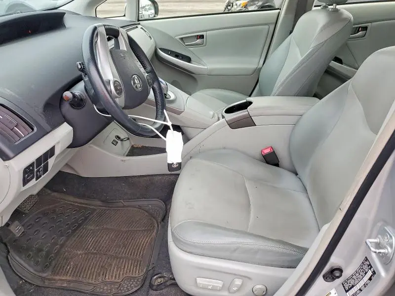 2013 TOYOTA PRIUS FOUR  