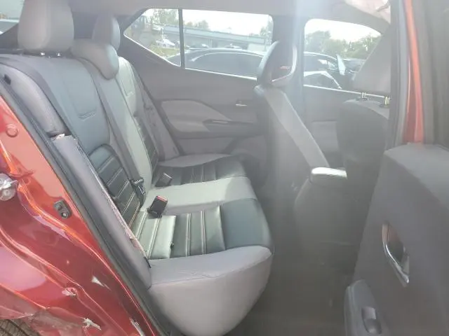 2024 NISSAN KICKS SR  