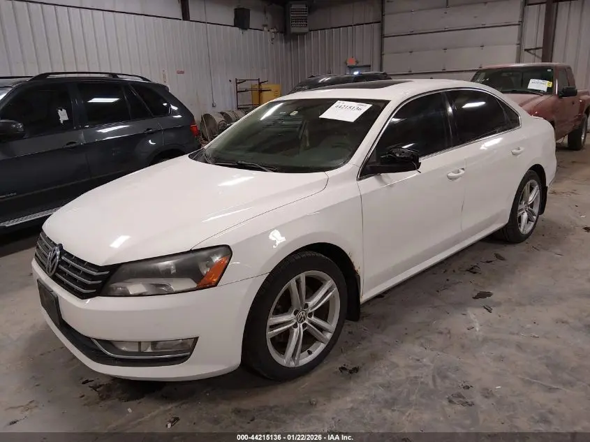 2013 VOLKSWAGEN PASSAT 3.6L V6 SEL PREMIUM