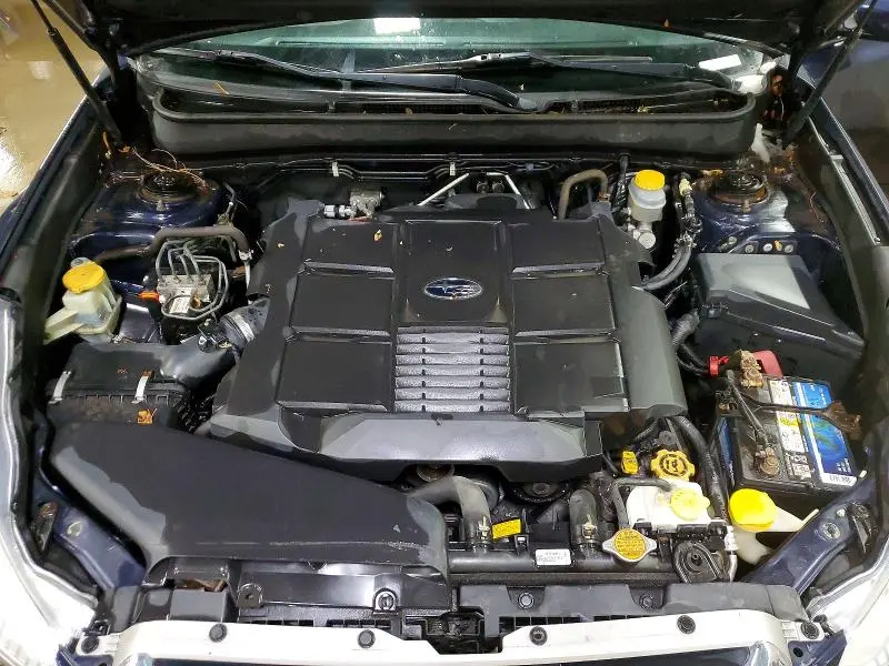 2013 SUBARU OUTBACK 3.6R LIMITED  