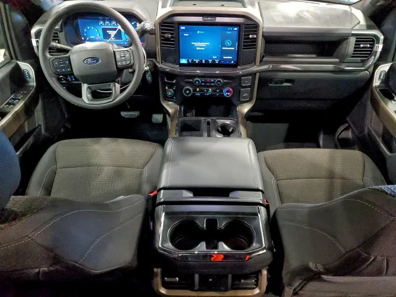 2025 FORD F150 STX  