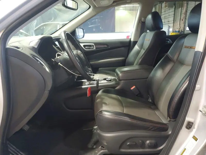 2020 NISSAN PATHFINDER SL  