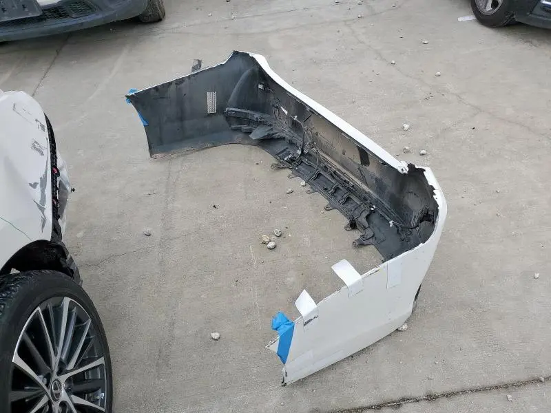 2022 LEXUS ES 300H BASE  