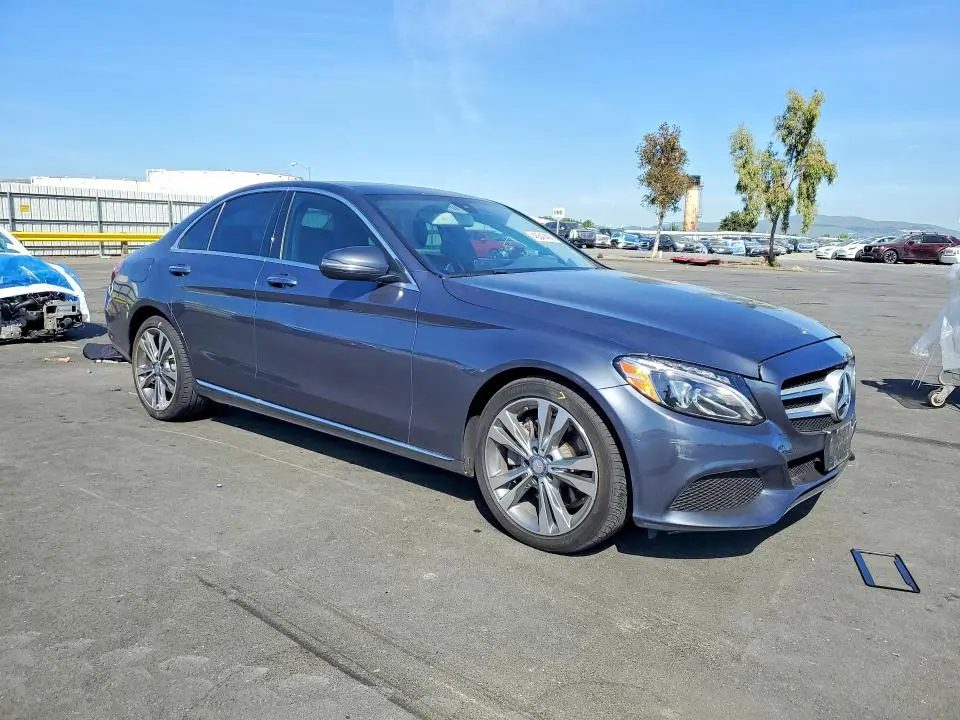 2016 MERCEDES-BENZ C 300  
