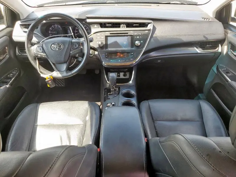 2016 TOYOTA AVALON XLE  