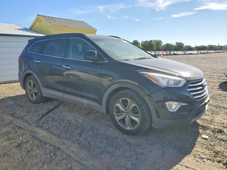 2016 HYUNDAI SANTA FE SE  