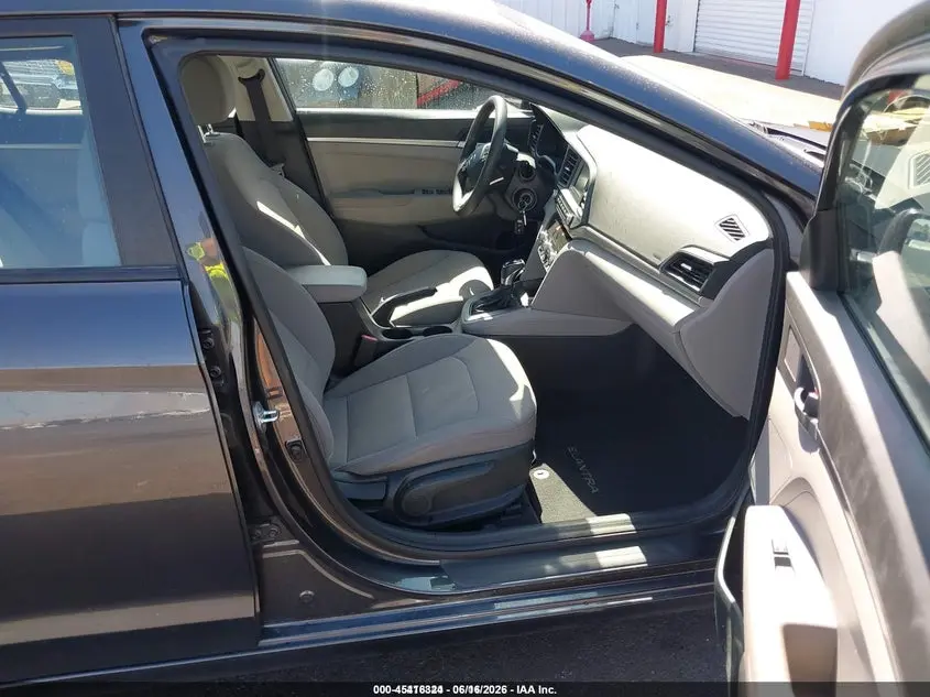2020 HYUNDAI ELANTRA SE