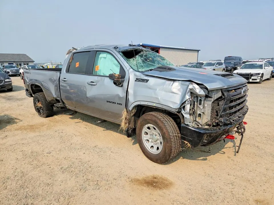 2025 CHEVROLET SILVERADO K3500 LT  