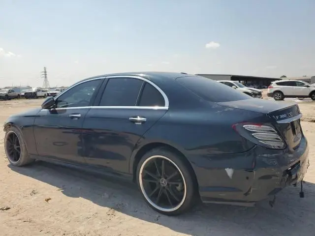 2017 MERCEDES-BENZ E 300  