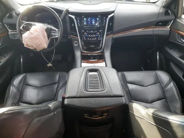 2019 CADILLAC ESCALADE LUXURY  