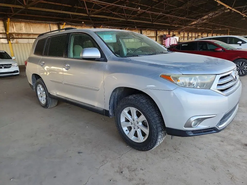 2012 TOYOTA HIGHLANDER BASE  