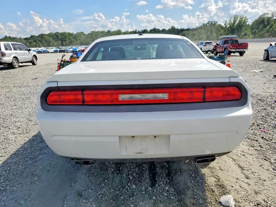2013 DODGE CHALLENGER SXT  