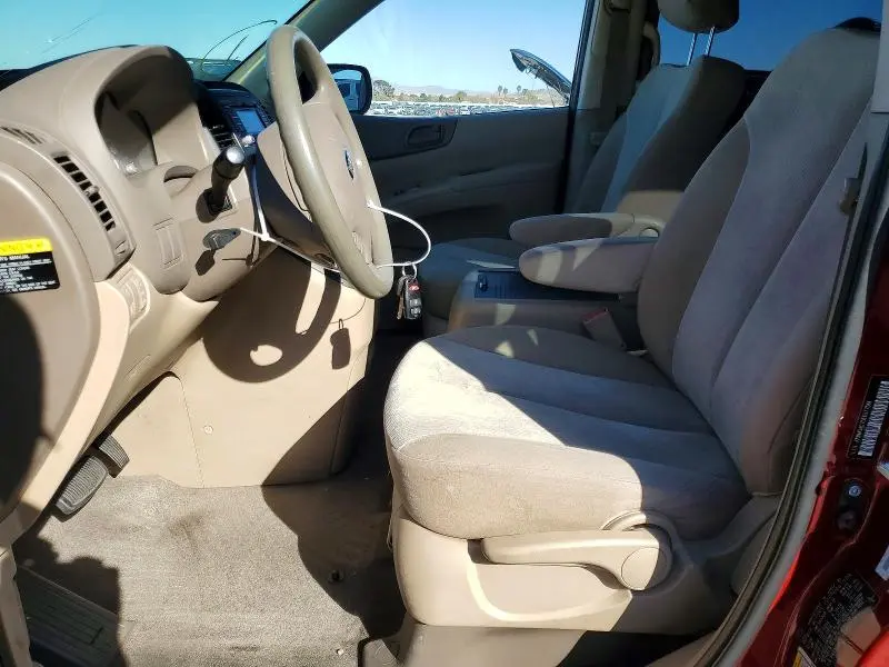 2014 KIA SEDONA LX  